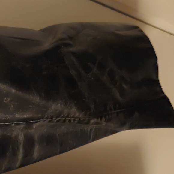 Genuine 100% Black Leather Jacket Size 11/12 - Picture 5 of 10